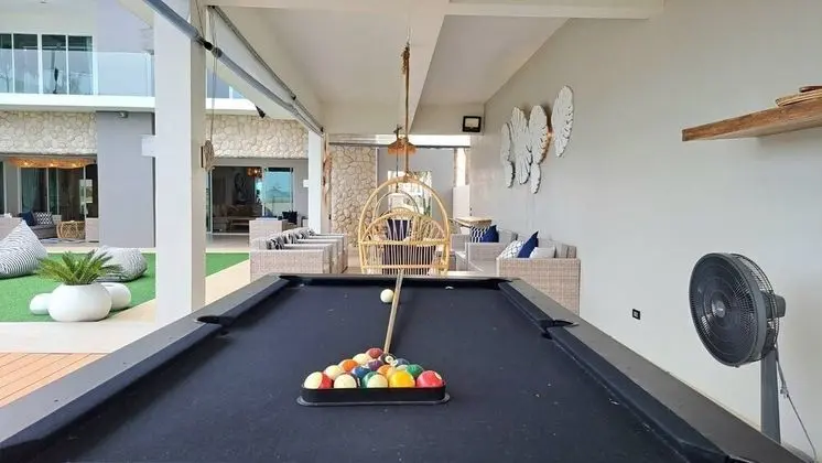 Luxury 7-Bedroom Beachfront Villa