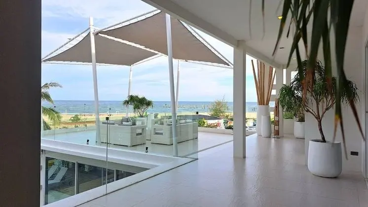 Luxury 7-Bedroom Beachfront Villa