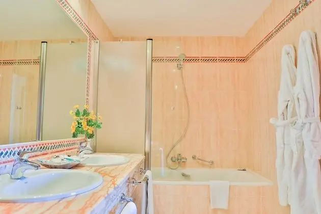 Üç Kişilik Oda (3 Adults)