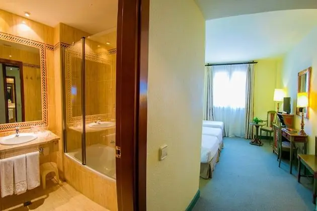 Üç Kişilik Oda (3 Adults)