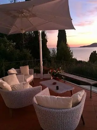 Luxury Tek Büyük Yataklı Oda, 1 Yatak Odası, Teras, Deniz Manzaralı