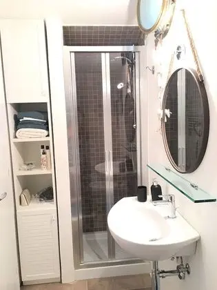 Luxury Tek Büyük Yataklı Oda, 1 Yatak Odası, Teras, Deniz Manzaralı