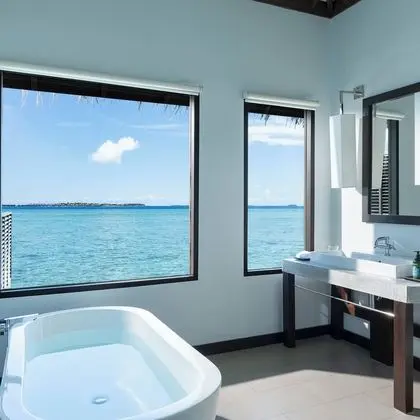 Water Bungalow with Pool