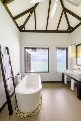 Water Bungalow with Pool