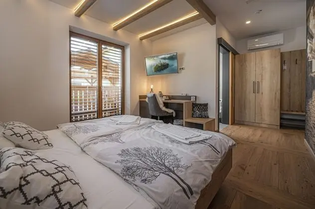 Comfort Tek Büyük Yataklı Oda, 1 En Büyük (King) Boy Yatak, Banyolu/Duşlu, Zemin Kat