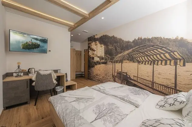 Comfort Tek Büyük Yataklı Oda, 1 En Büyük (King) Boy Yatak, Banyolu/Duşlu, Zemin Kat