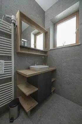 Comfort Tek Büyük Yataklı Oda, 1 En Büyük (King) Boy Yatak, Banyolu/Duşlu, Zemin Kat