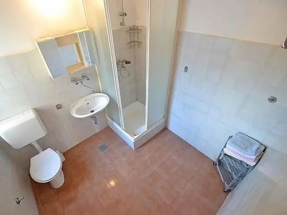 Apart Daire (Velebit - 130m to the beach - A1(5+1))