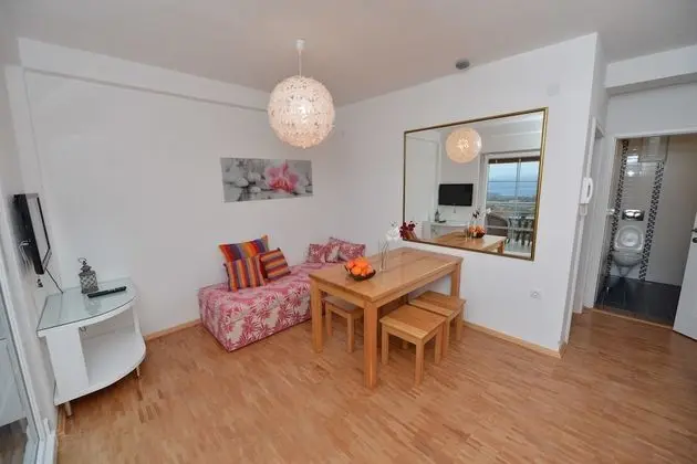 Comfort Apart Daire, 1 Yatak Odası, Göl Manzaralı