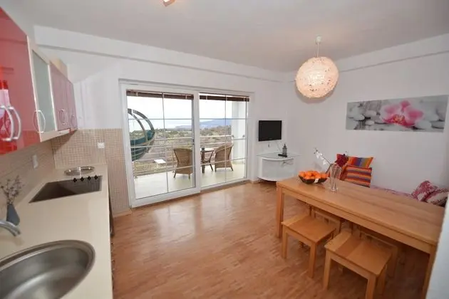 Comfort Apart Daire, 1 Yatak Odası, Göl Manzaralı