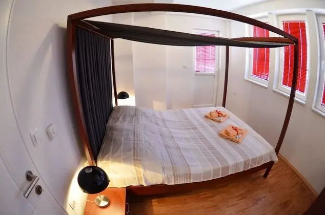 Panoramic Apart Daire, 2 Yatak Odası, Göl Manzaralı