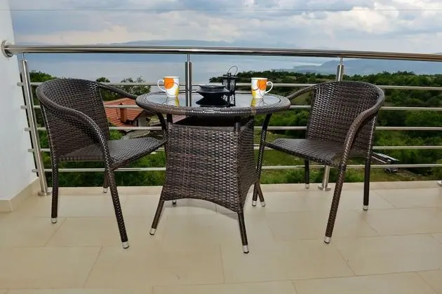 Panoramic Apart Daire, 2 Yatak Odası, Göl Manzaralı