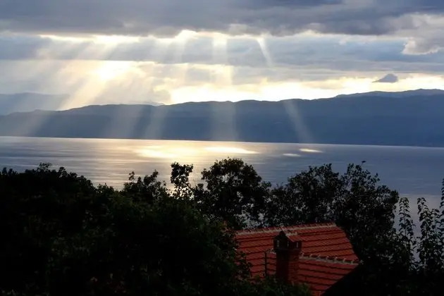 Panoramic Apart Daire, 2 Yatak Odası, Göl Manzaralı