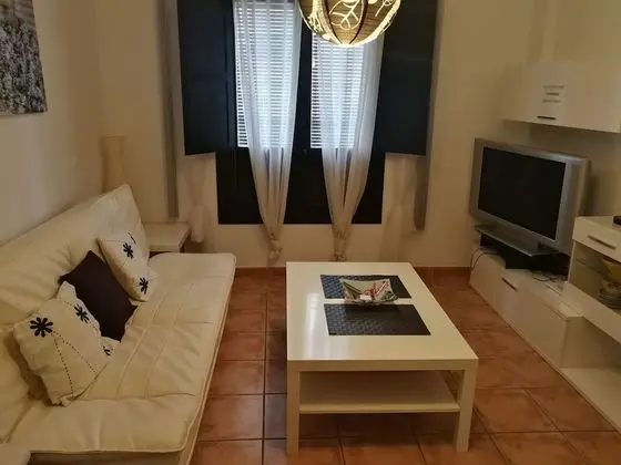 Apart Daire, 1 Yatak Odası (E-11)