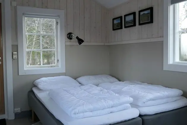 4. Snekkerbod, 2 beds, Mountain View, Shared Bathroom