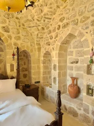 https://images.odamax.com/img/1920x1080/odamax/image/upload/Vezir_Kona_Mardin_202609021750500_WhatsApp_Image_2026_09_02_at_17_26_09_1_.jpeg
