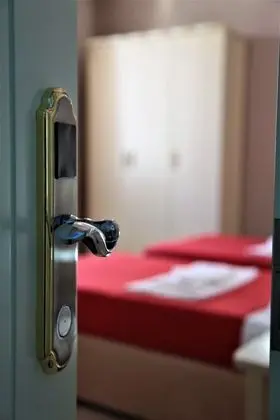 Tek Büyük Yataklı Oda, Park Manzaralı