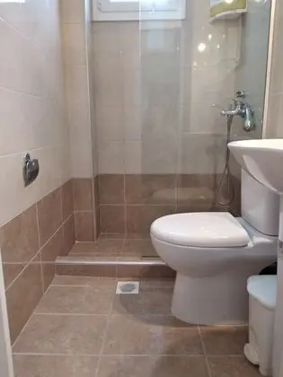Üç Kişilik Oda, Bahçe Manzaralı