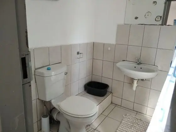 Basic Kır Evi, 1 Çift Kişilik Yatak (Glad Tidings)