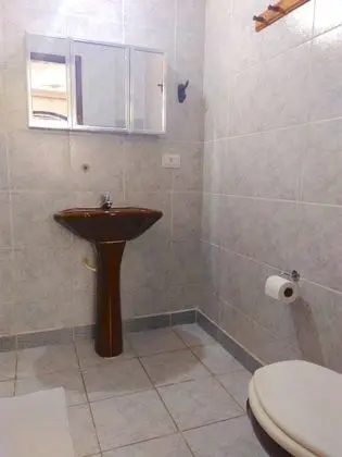 Basic Üç Kişilik Oda, 5 Yatak Odası