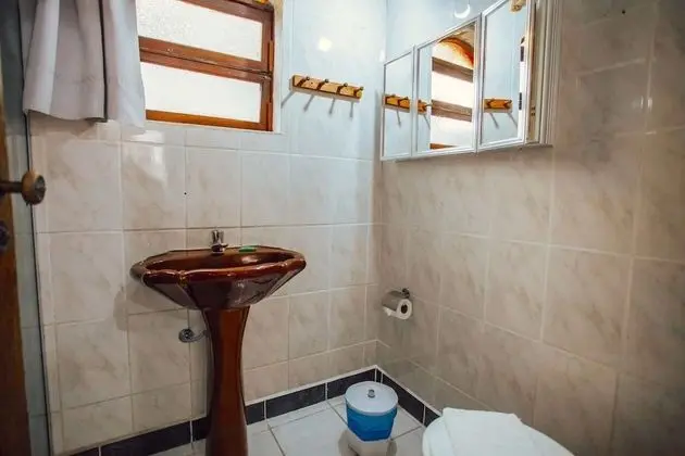 Basic Üç Kişilik Oda, 5 Yatak Odası