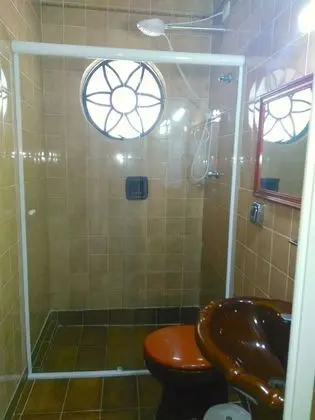 Basic Üç Kişilik Oda, 5 Yatak Odası