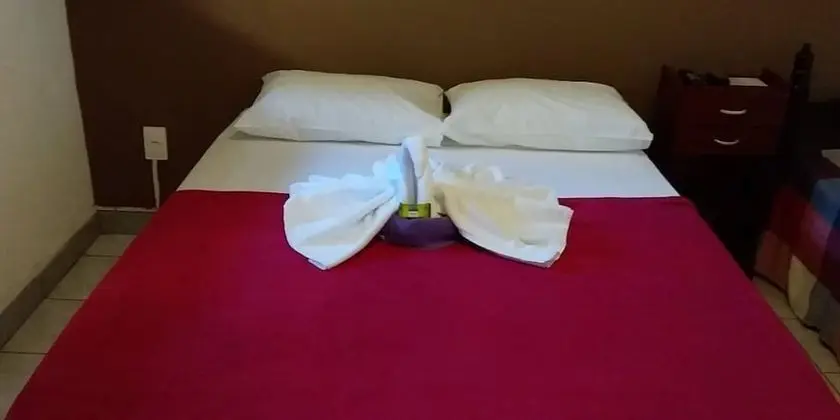 Basic Üç Kişilik Oda, 5 Yatak Odası