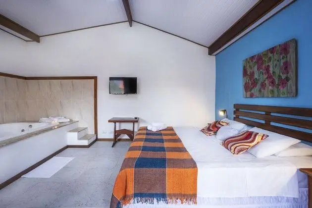 Quarto Master Luxo com Hidromassagem