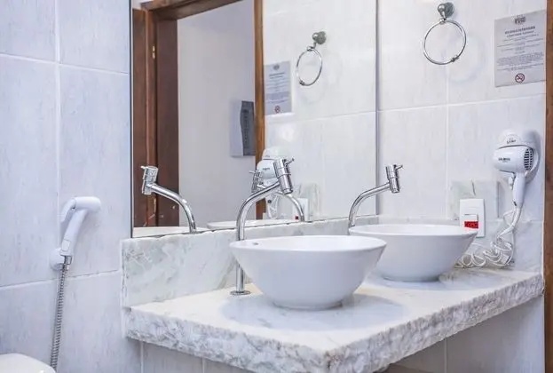 Quarto Master Luxo com Hidromassagem