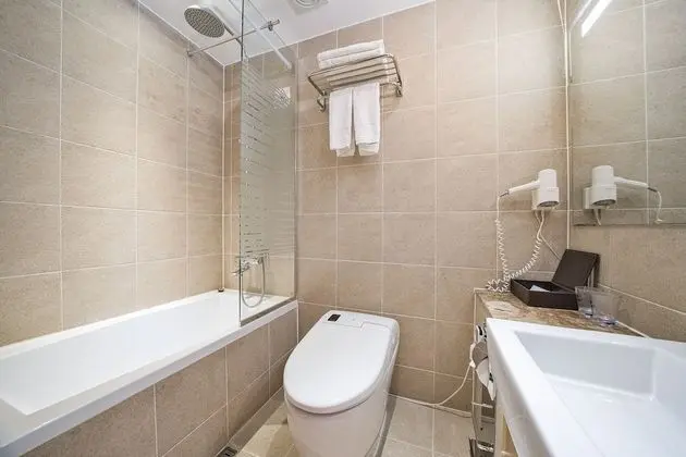 Standard Tek Büyük Yataklı Oda