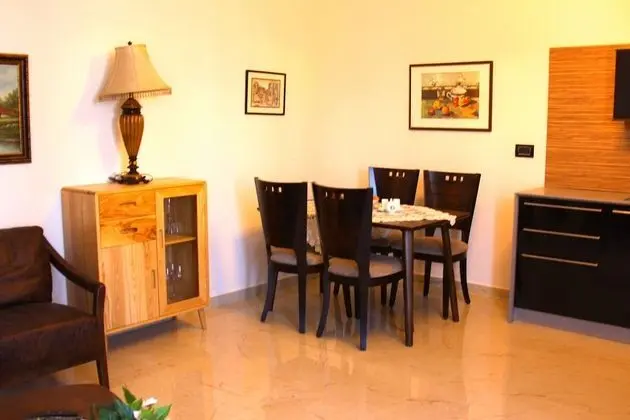 Romantic Tek Büyük Yataklı Oda, 1 Yatak Odası, Sigara İçilmez, Avlu Manzaralı