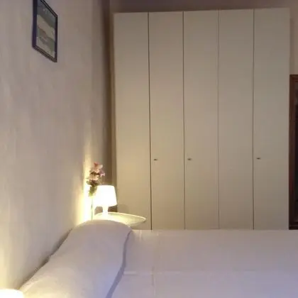 City Tek Büyük Yataklı Oda