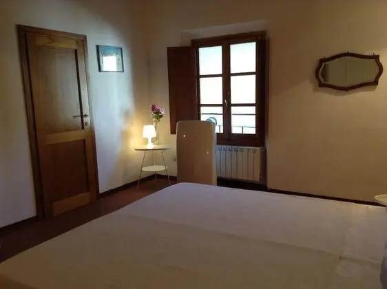 City Tek Büyük Yataklı Oda