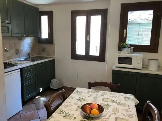 City Tek Büyük Yataklı Oda