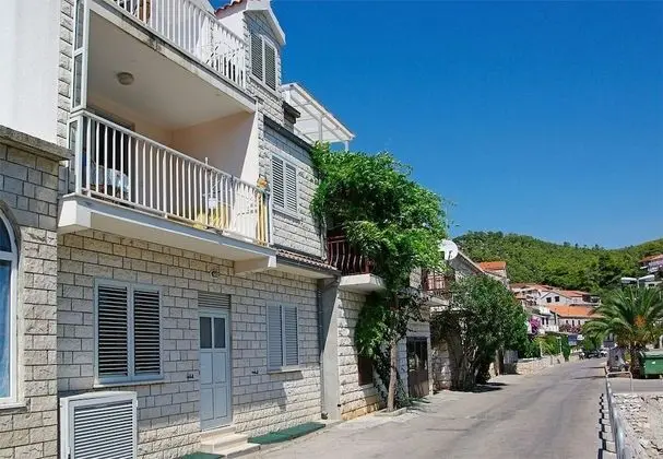 Apart Daire (Velo -  10 m from sea - A1 Marija(4+2)