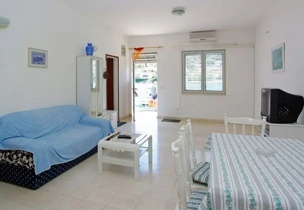 Apart Daire (Velo -  10 m from sea - A2 Ana(4+2))