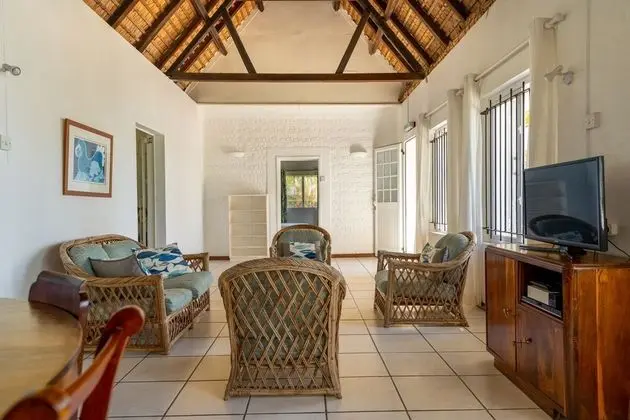 Traditional Villa, 3 Yatak Odası, Okyanus Manzaralı, Denize Sıfır