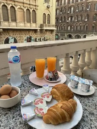 Deluxe Üç Kişilik Oda, Şehir Manzaralı
