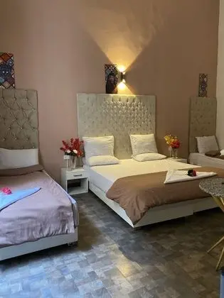 Deluxe Üç Kişilik Oda, Şehir Manzaralı