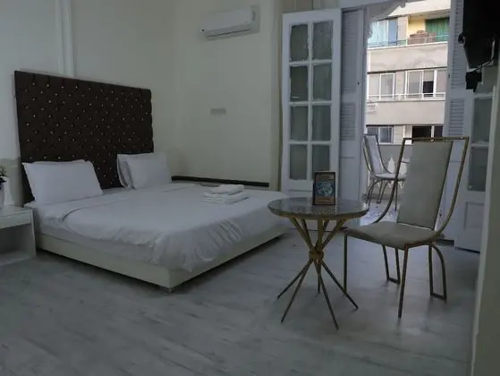 Tek Büyük veya İki Ayrı Yataklı Oda