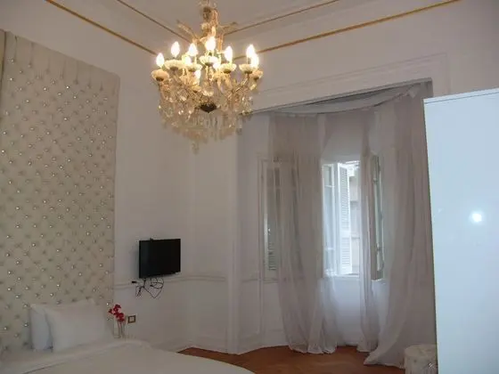 Tek Büyük veya İki Ayrı Yataklı Oda