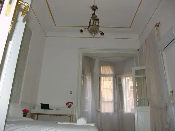 Tek Büyük veya İki Ayrı Yataklı Oda