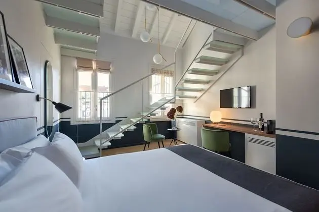 Dört Kişilik Oda, Teras