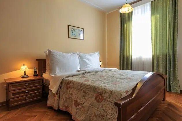 Classic Tek Büyük veya İki Ayrı Yataklı Oda