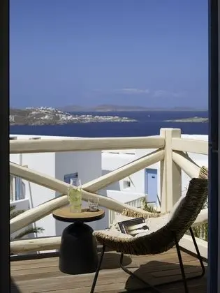 Vencia 3-Bedroom Villa