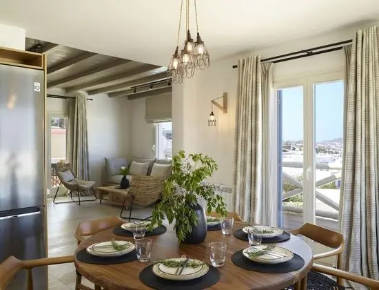 Vencia 3-Bedroom Villa