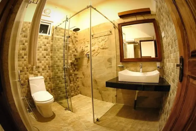 Deluxe Üç Kişilik Oda, Banyolu/Duşlu, Şehir Manzaralı