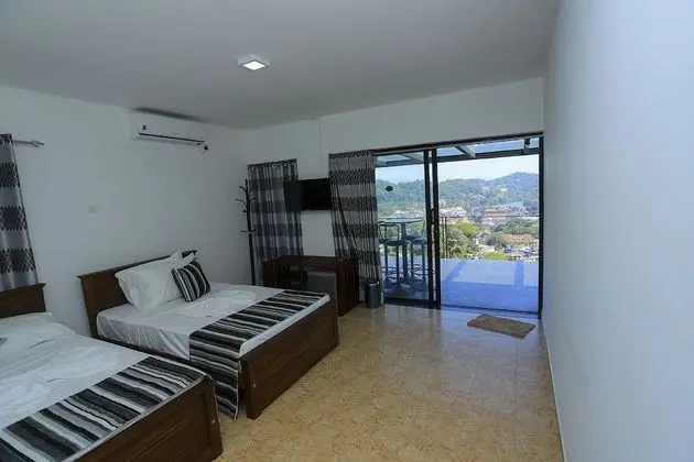 Deluxe Üç Kişilik Oda, Birden Çok Yatak, Şehir Manzaralı