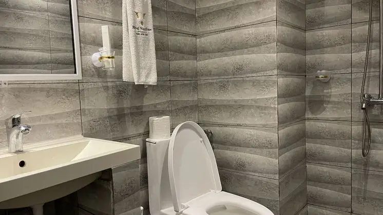 Standard Oda, 1 Büyük (Queen) Boy Yatak