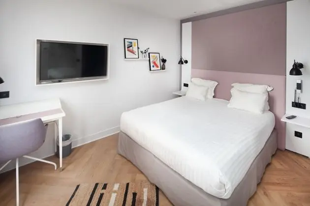 Classic Tek Büyük Yataklı Oda